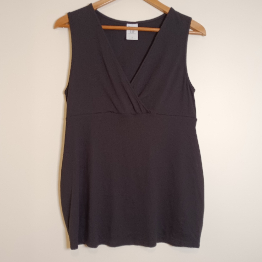 GAP Maternity Black Stretch V-neck  Tank Top